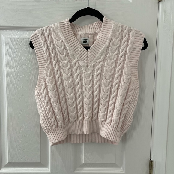 XXS - Sunday Best - Cropped Sweater Vest - Picture 2 of 5